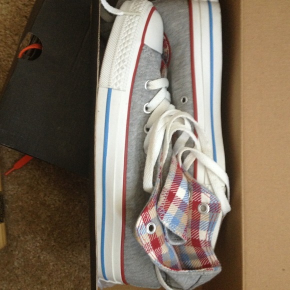 Hi top converses
