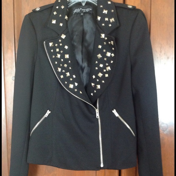 Allen Schwartz Luxury Collection Jackets & Blazers - 💥REDUCED💥Allen B Schwartz black, studded jacket