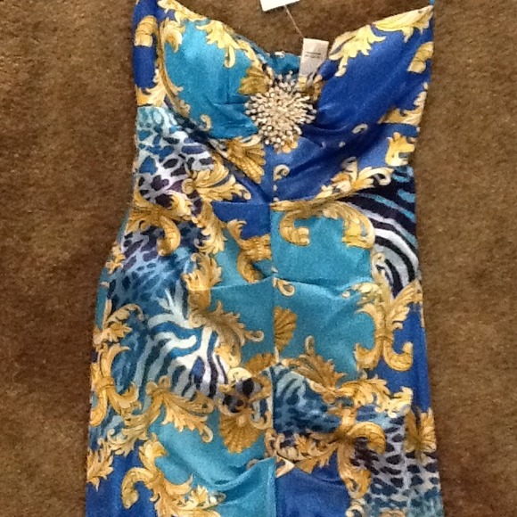 Cache gown - Picture 2 of 3