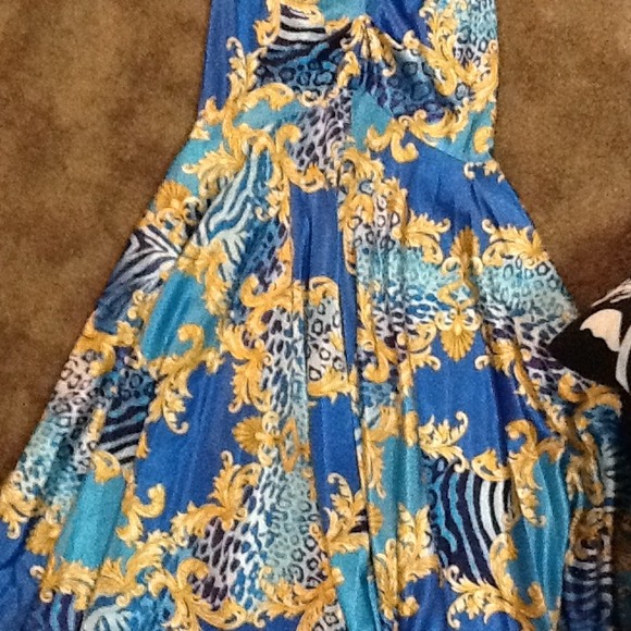 Cache gown - Picture 3 of 3