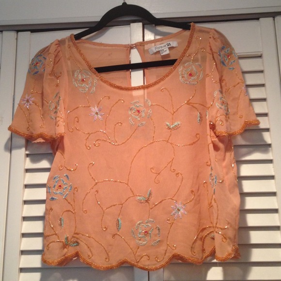 🚫SOLD 🚫Beaded Top