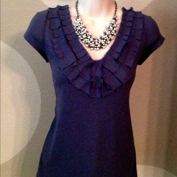 ///SOLD/// LOFT V-Neck Top with Ruffle Collar