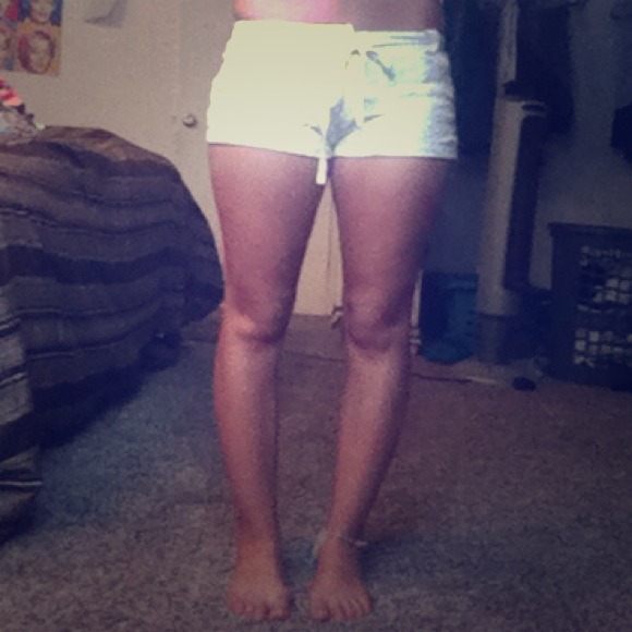 White lace shorts size extra small - Picture 1 of 3
