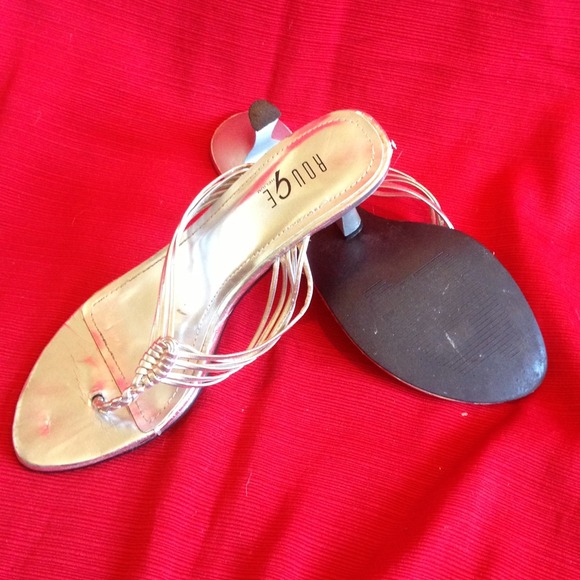 Shoes - Picture 2 of 3