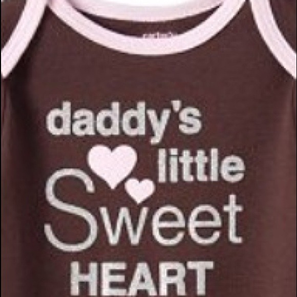 Carter's "Daddy's Little Sweetheart" Onesie 🎀