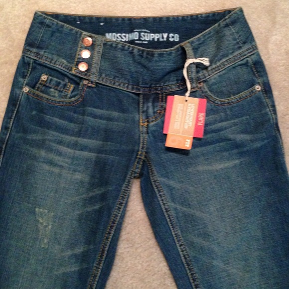 👣Adorable Mossimo Jeans NWT👣
