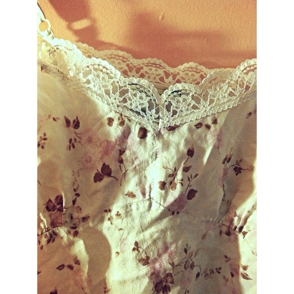 Floral Tank - Picture 2 of 2