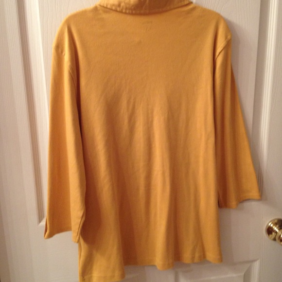 Top - Picture 2 of 2