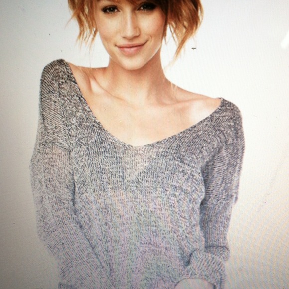 ❌SOLD🚫 Brandy Melville Carmen Sweater