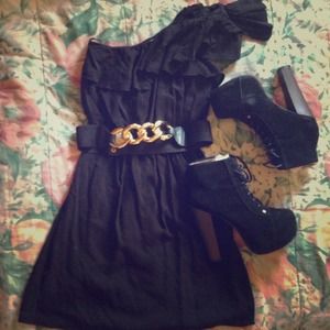 🚫sold🚫 One shoulder dress
