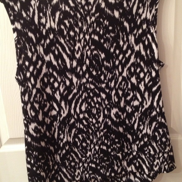 Top - Picture 3 of 3