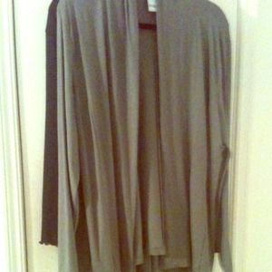 Great Grey Ladies Suit Bundled with pink robe!