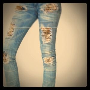 Robins Jeans Gypsy Denim  ( never worn )