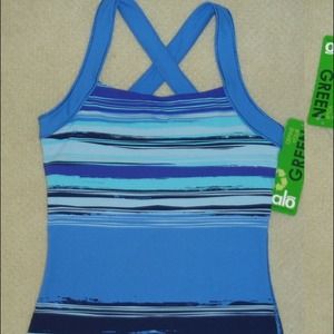 ALO workout shirt NWT $56