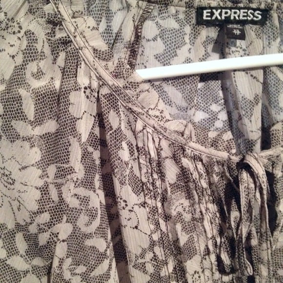 New Express Top - Picture 2 of 2