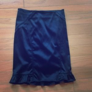 SOLD: Bebe pencil skirt with ruffle bottom