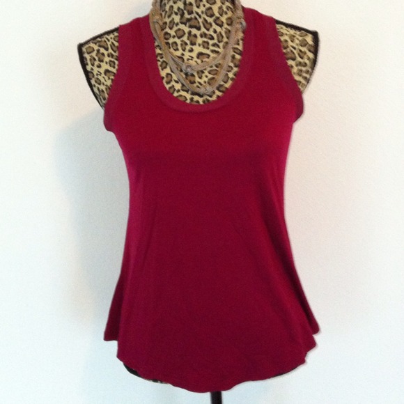 GAP Red sleeveless top - Picture 1 of 2