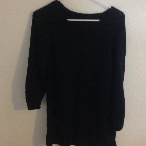 Knit sweater with pockets