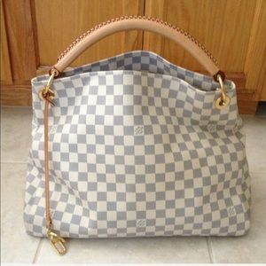 Authentic Louis Vuitton Artsy