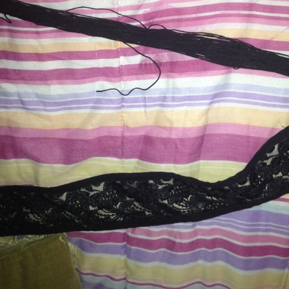 Bebe Dress - Picture 4 of 4