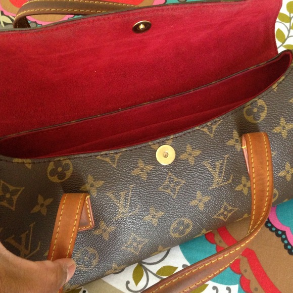 Authentic Louis Vuitton Sonatine clutch - Picture 3 of 4