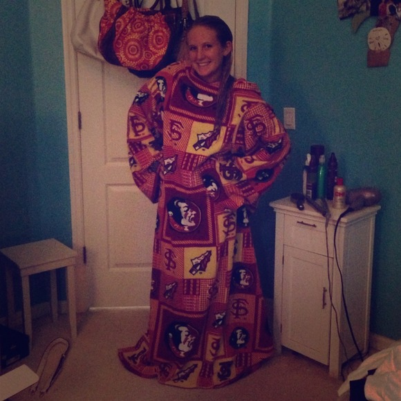 ❌ON HOLD FSU Seminoles snuggie❌