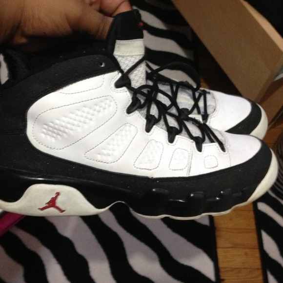 Jordan Retro 9 TRADED