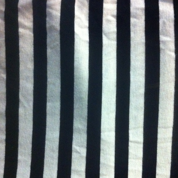 Crop top - Picture 3 of 3