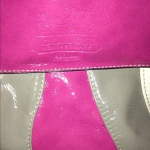 Hold! Authentic coach purse!!! Patent leather!