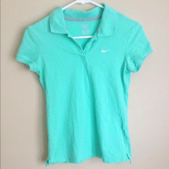 ❗SOLD❗Nike polo
