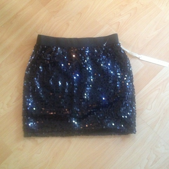 Sequin mini