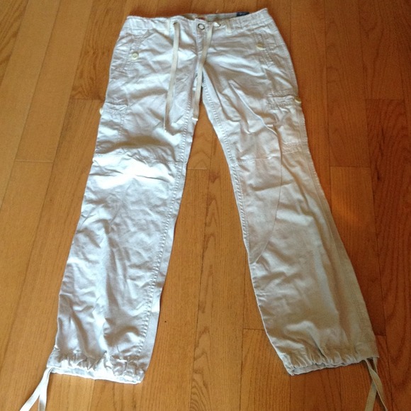 American Eagle Low rise cargos SZ 2