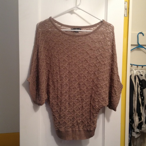 !!!SOLD!!! Cute bat wing sweater