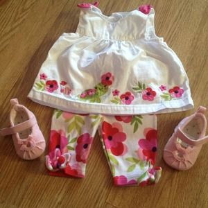 🚫Sold🚫3 mo tank, capris and shoes