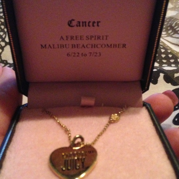 🚨SOLD🚨Juicy Couture chain - Picture 3 of 4