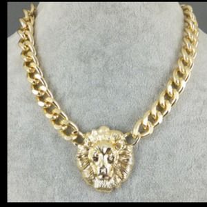 Lions Head Chain Just Like The celebrity RIRI