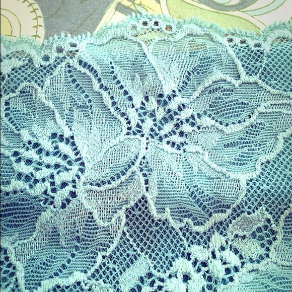 Banana Republic camisole style top/dusty blue - Picture 3 of 4