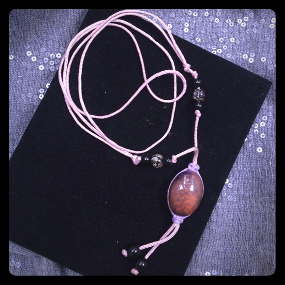 Vintage adjustable necklace with beads