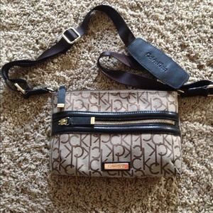 ‼️SOLD‼️💥REDUCED💥Calvin Klein cross body