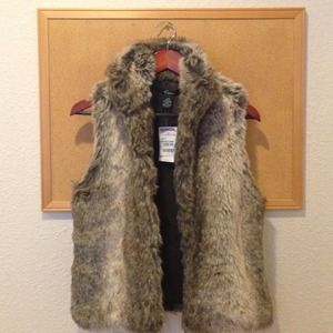 HOLDING  Faux Fur Vest