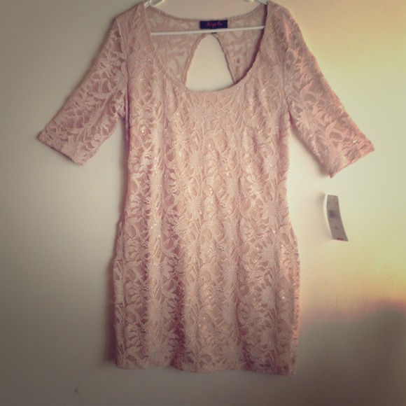 🌸Blush lace sequin backless dress🌸