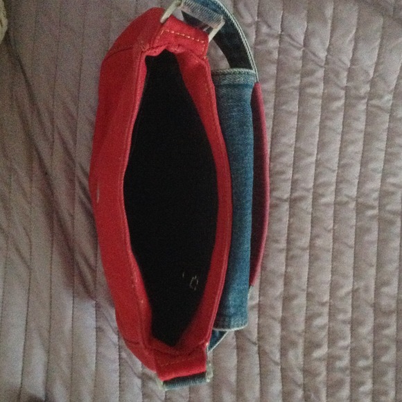 Authentic Levi's Handbag - Picture 3 of 4