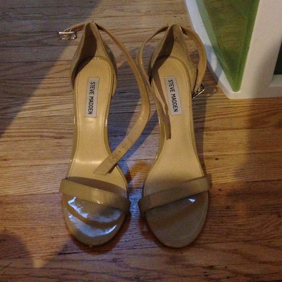 ✨🔥HOT ITEM🔥✨Strappy skinny heel shoe - Picture 3 of 3