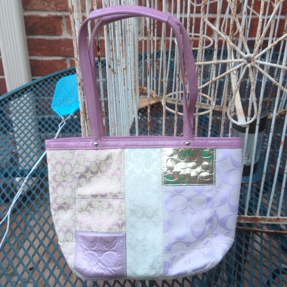 SOLD ON EBAY ✂️Authentic Coach small purse.✂️ - Picture 2 of 4