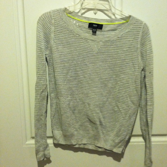 Super cute sweater.