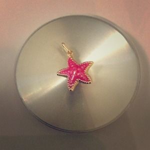 SOLD! 🎉 14k Gold Pink Starfish Charm/Pendant