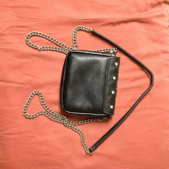 ⏬Reduced⏬Small Studded Quilted Purse - Picture 3 of 3
