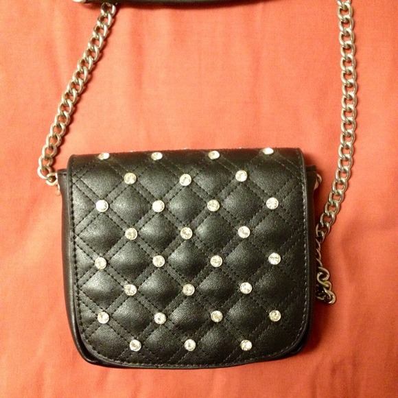 ⏬Reduced⏬Small Studded Quilted Purse - Picture 1 of 3