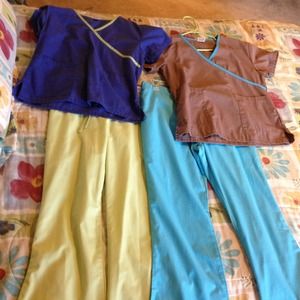 Scrubs - Mixed Lot 13 pieces -Small/Medium