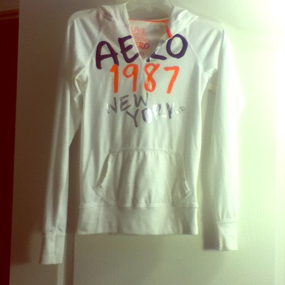 Aeropostale sweatshirt